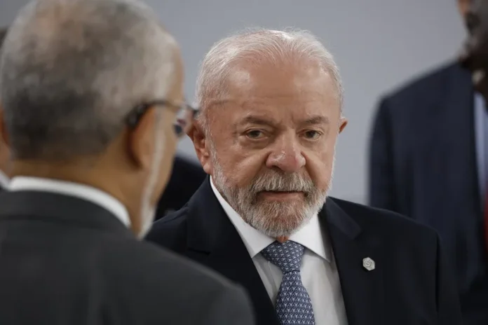 Lula advierte a Trump sobre elecciones brasileñas.
