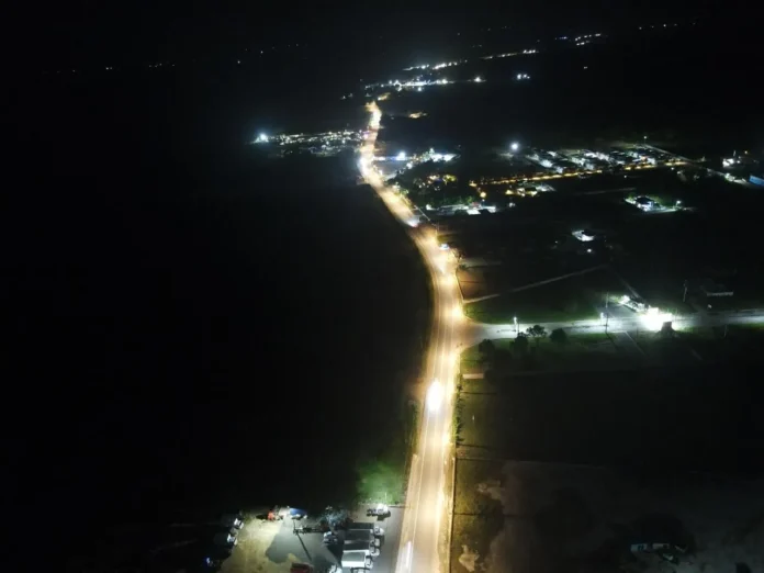 Iluminación carretera Higüey-Yuma finalizada por Edeeste.