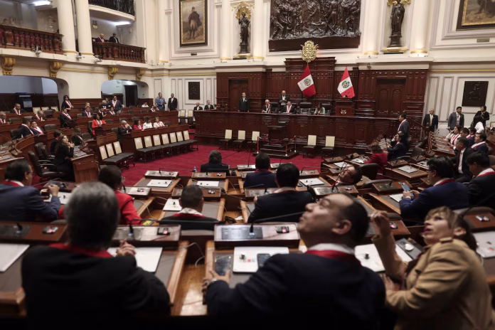Nuevo Senado de Perú equilibra fuerzas políticas