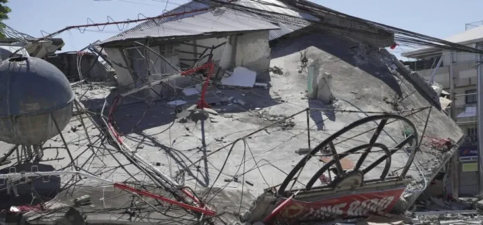 Sismo en Mindanao causa devastación y tragedia.