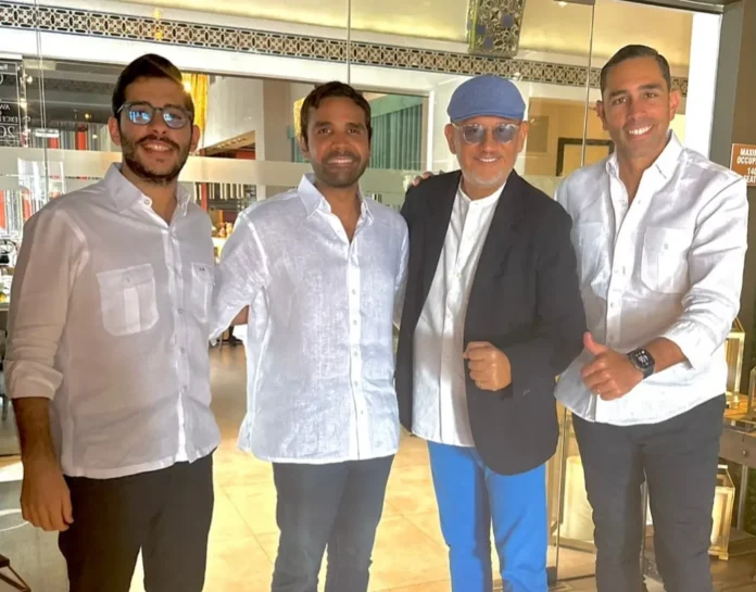Celebración del éxito de Carlos Suárez.