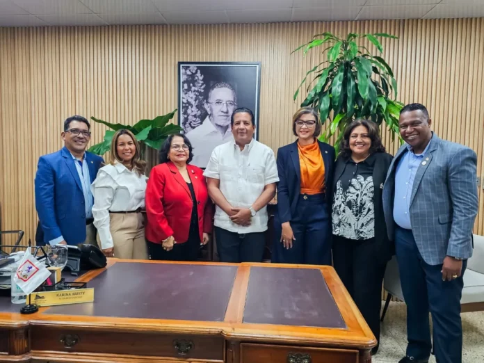 Capacitación sobre transparencia en municipios del Este.