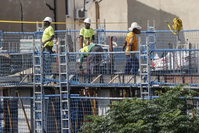 Contratación de trabajadores extracomunitarios en España