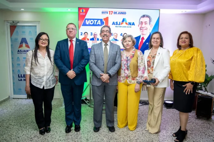Cierre de campaña de Fidel Munnigh UASD.
