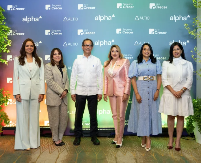 Mujeres líderes en encuentro inspirador.