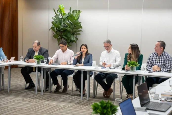 Encuentro sobre economía circular de plásticos