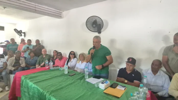 Juramentación de nuevos miembros en Enriquillo