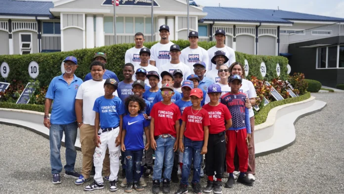 Yankees en HOPE Week en República Dominicana