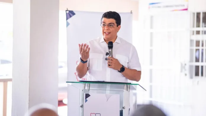 Presentación del proyecto de acueducto en Cotuí.