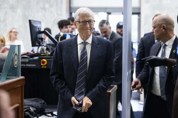 Bill Gates testifica sobre Epstein en Congreso.