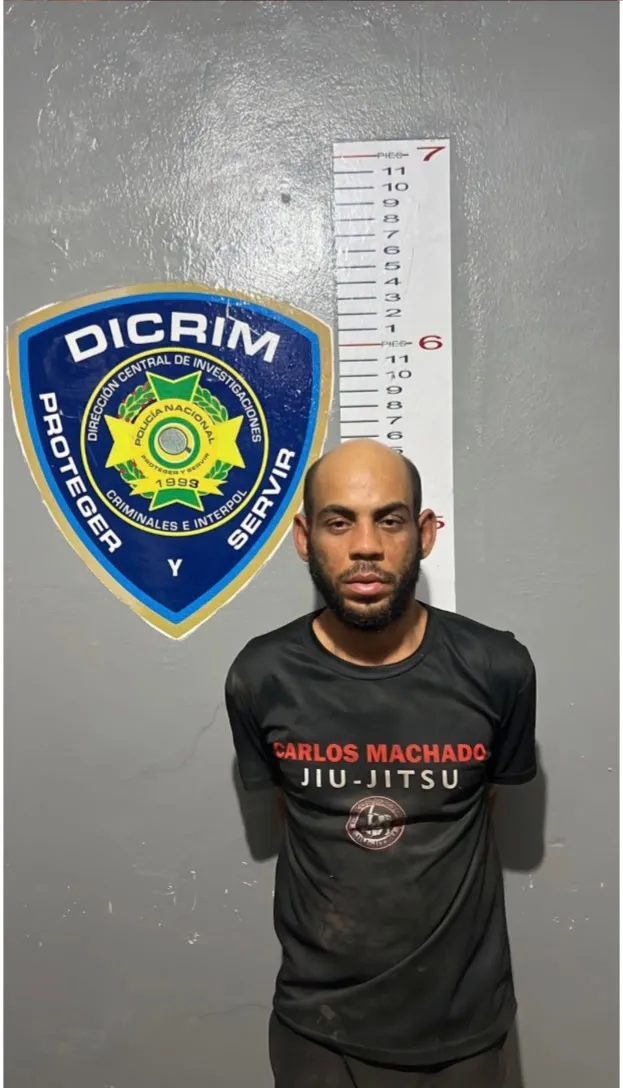 Policía arresta a 