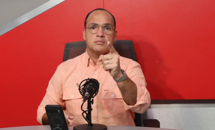 Comunicador critica apertura del PRSC.