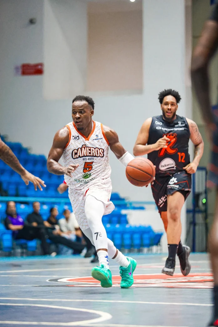 Yeison Colomé anota triple decisivo Cañeros