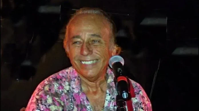 Fallecimiento de Sir Charles Emile Straker
