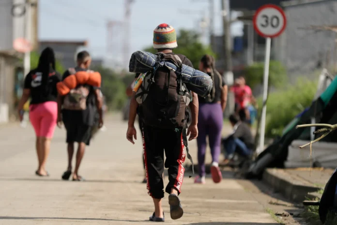 Desmantelamiento de red de tráfico de migrantes.