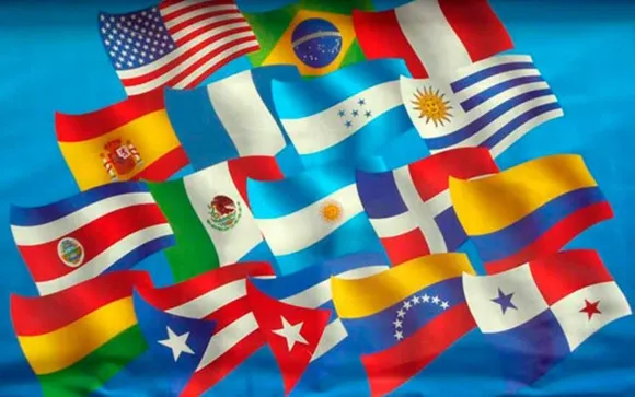 Inmigrantes ven Mundial desde sus hogares.