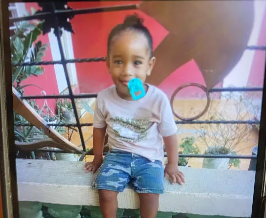 Niño atropellado en Santiago, piden seguridad.