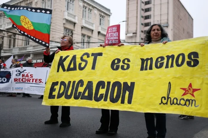 Protestas en Valparaíso contra políticas de Kast
