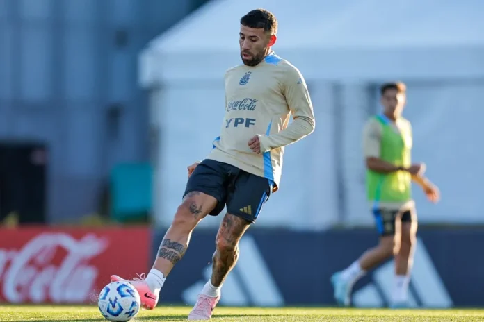 Otamendi habla sobre la rivalidad en el Mundial.