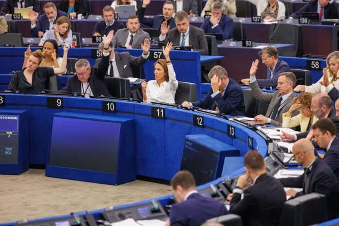 Parlamento Europeo exige reformas en Cuba