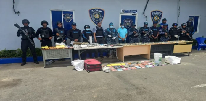 Policía incauta marihuana en Bonao.