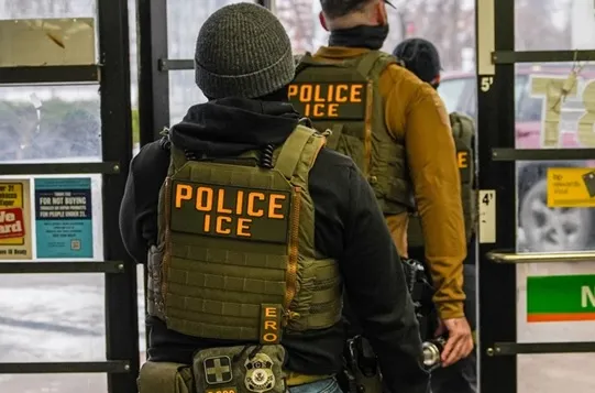 ICE prohibido de detenciones en tribunales.