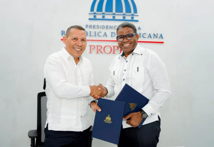 Propeep firma acuerdos para ciberseguridad y formación