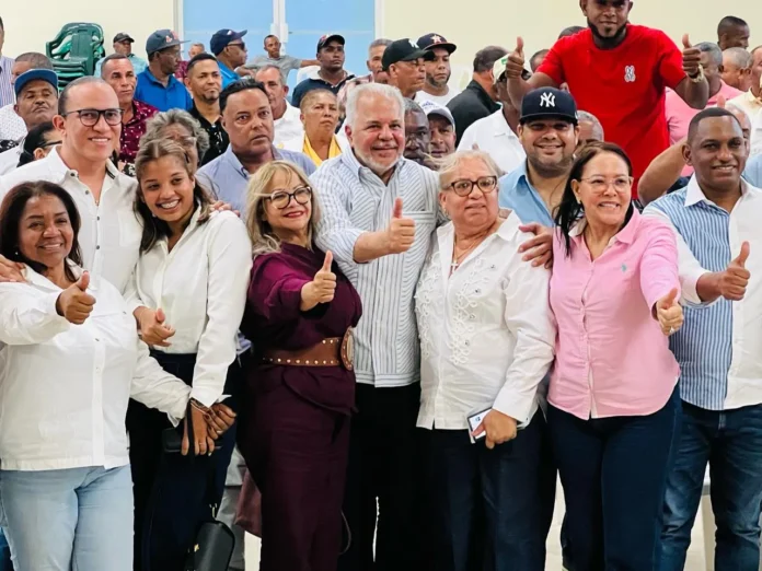 Rafael Salazar en reunión del PRM San Juan