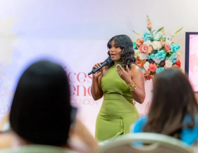 Mujeres latinas empoderadas en Miami.