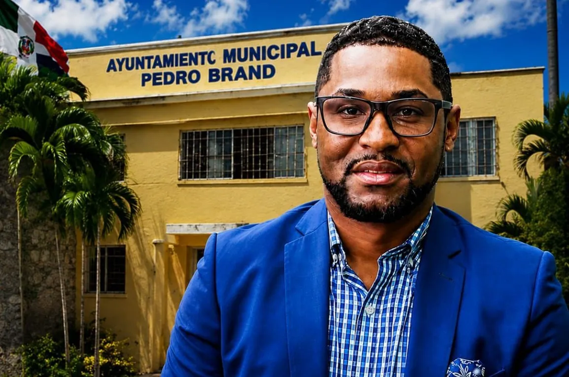 Ramón Dolores de la Cruz, candidato a Alcaldía.