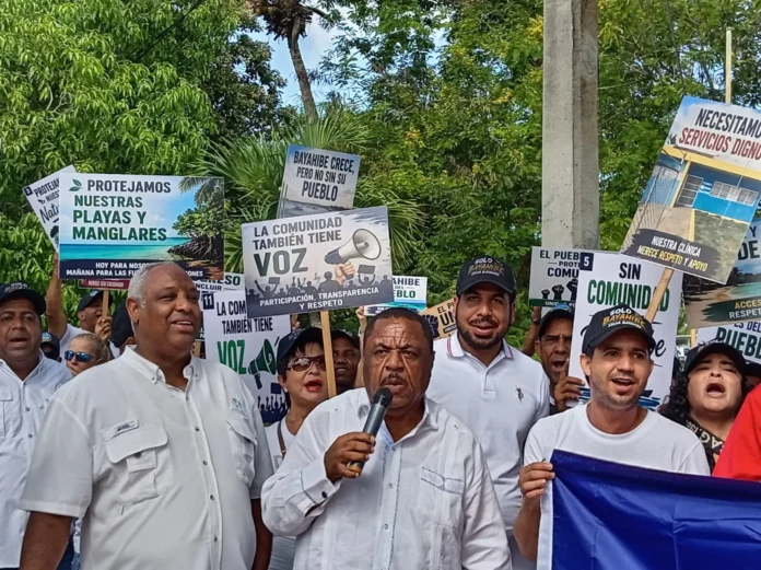 Marcha pacífica en defensa de playa pública