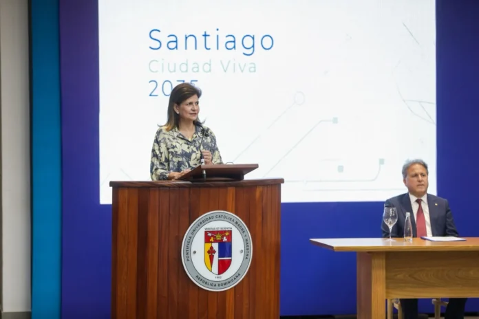 Raquel Peña presenta Santiago Ciudad Viva 2035