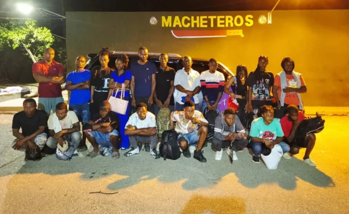 Ejército detiene haitianos indocumentados en RD