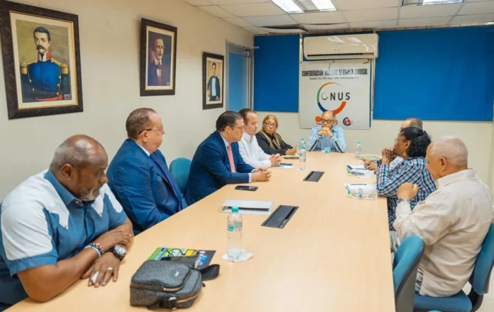 Sindicalistas apoyan plan del Gobierno dominicano