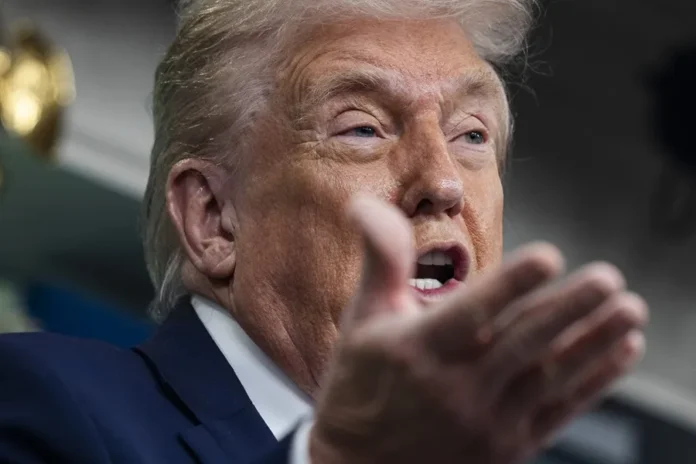 Trump critica voto sobre Irán en Congreso