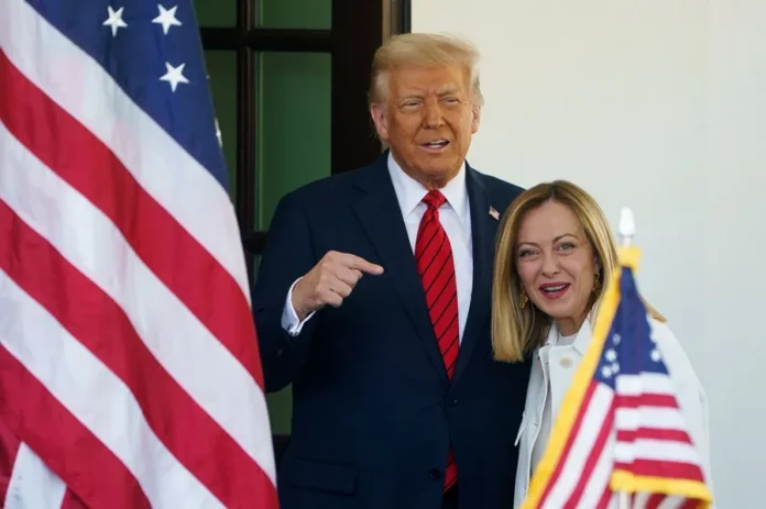 Trump critica a Meloni por apoyo a Irán.