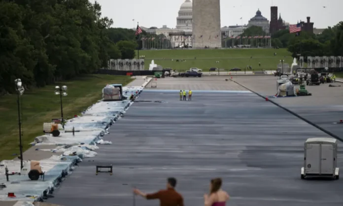 Vandalismo en estanque reflectante de Washington