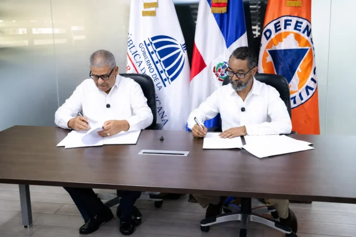 Defensa Civil y IAD firman acuerdo emergencias.