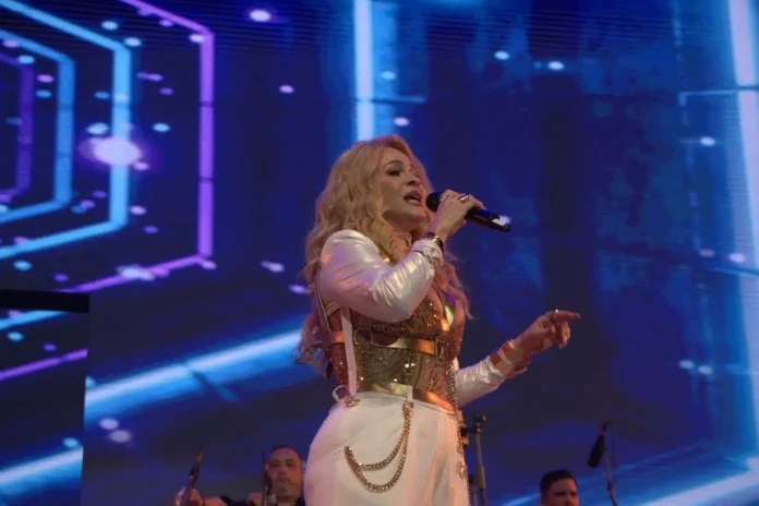 Miriam Cruz en concierto en Caracas.