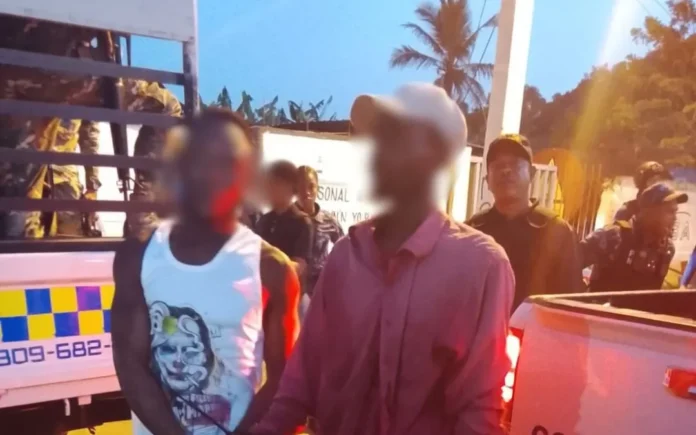 Detención de extranjeros irregulares en operativos.