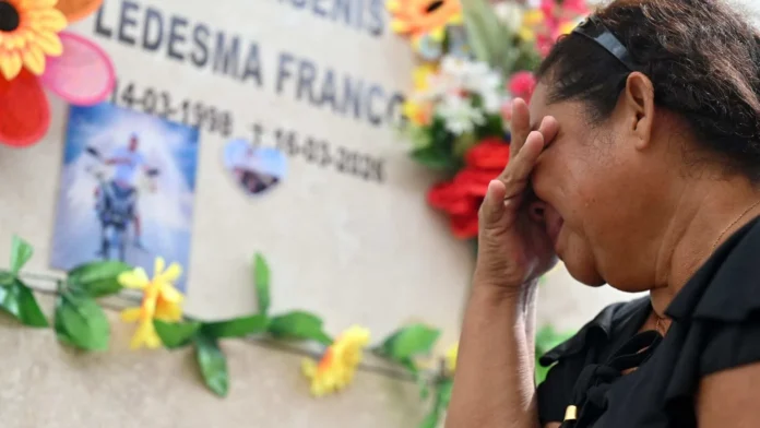 Ecuador denuncia abuso militar tras muerte joven