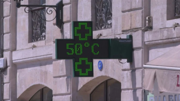 El Niño se intensifica, advierte NOAA.
