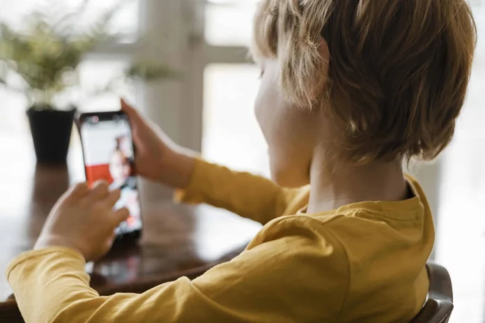 WhatsApp lanza Football Center 2026 para aficionados.