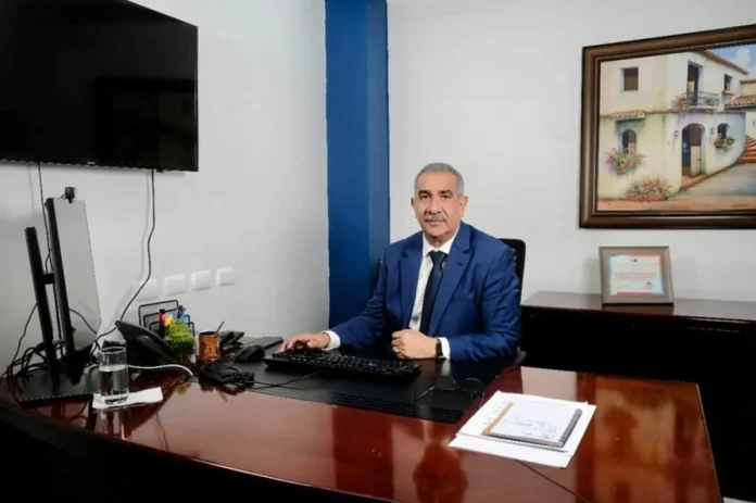 Carlos Sánchez desmiente escasez de medicamentos