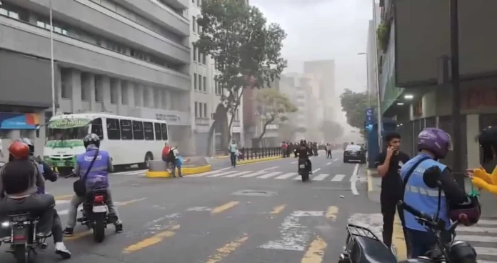 Aviso de tsunami tras sismo en Venezuela.