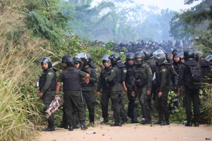 Bloqueos en Bolivia causan muertes trágicas
