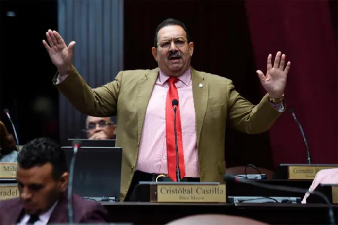 Senador urge aprobación de nuevo Código Laboral
