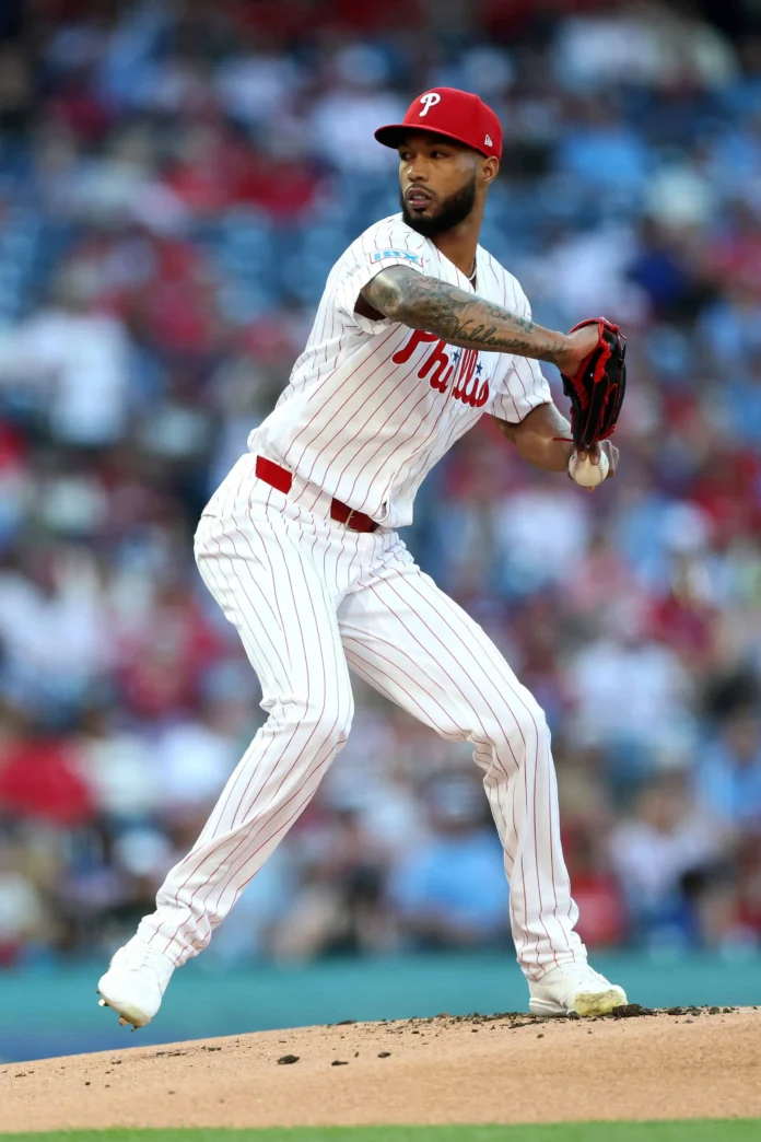 Cristopher Sánchez, líder en efectividad MLB.