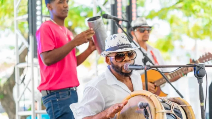 Escuelas de música típica en prisiones.