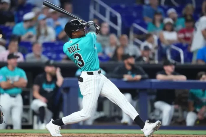 Esteury Ruiz celebra cuadrangular con Marlins.